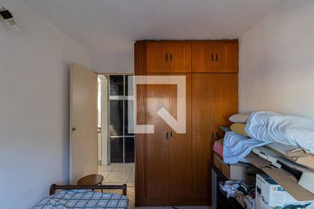 Quarto 2 de apartamento para alugar com 2 quartos, 56m² em Itaquera, São Paulo