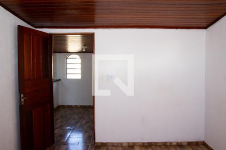 Quarto 1 de casa para alugar com 2 quartos, 80m² em Vila Matias, São Paulo