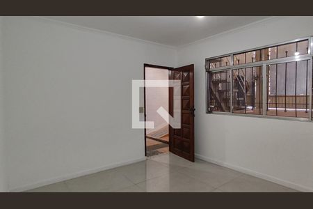 Casa para alugar com 2 quartos, 100m² em Vila Joao Batista, São Paulo