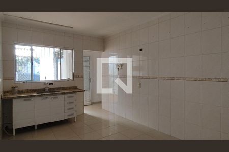 Casa para alugar com 2 quartos, 100m² em Vila Joao Batista, São Paulo