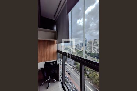 Varanda de kitnet/studio para alugar com 1 quarto, 29m² em Paraíso, São Paulo