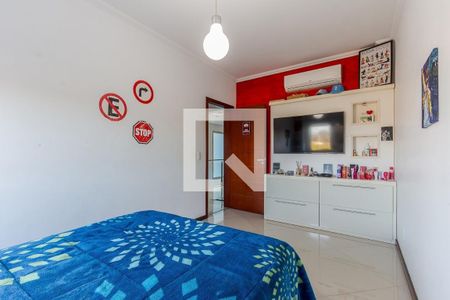 Quarto de casa para alugar com 3 quartos, 300m² em Parque da Matriz, Cachoeirinha