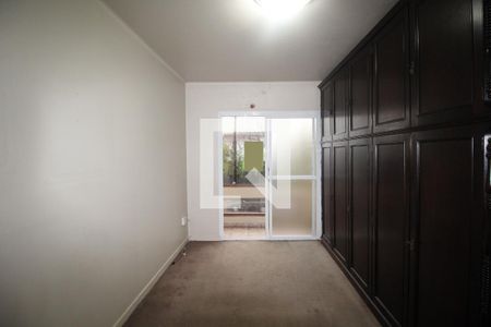 Quarto 1 de apartamento à venda com 2 quartos, 56m² em Navegantes, Porto Alegre