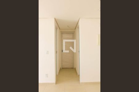 Corredor de apartamento para alugar com 2 quartos, 48m² em Engenho de Dentro, Rio de Janeiro