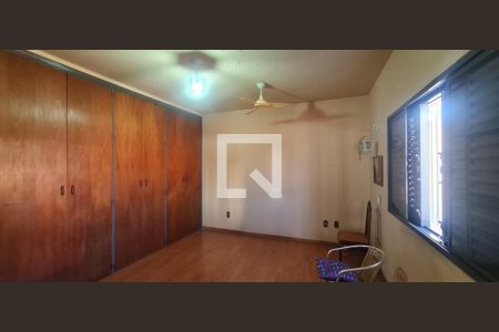 Quarto de casa à venda com 5 quartos, 261m² em Jardim Proença, Campinas