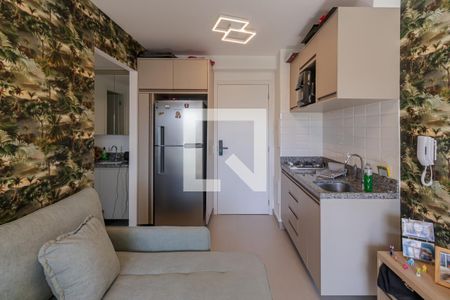 Sala e Cozinha de kitnet/studio para alugar com 1 quarto, 32m² em Moema, São Paulo