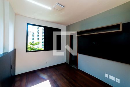 Suíte de apartamento para alugar com 3 quartos, 105m² em Lourdes, Belo Horizonte
