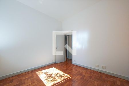 Quarto 1 de apartamento à venda com 2 quartos, 80m² em Cosme Velho, Rio de Janeiro