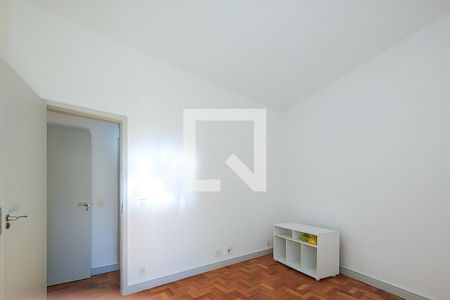 Quarto 1 de apartamento à venda com 2 quartos, 80m² em Cosme Velho, Rio de Janeiro