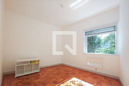 Quarto 1 de apartamento à venda com 2 quartos, 80m² em Cosme Velho, Rio de Janeiro