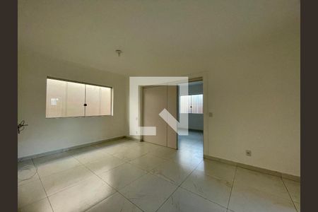 Casa à venda com 6 quartos, 428m² em Paraíso, Belo Horizonte