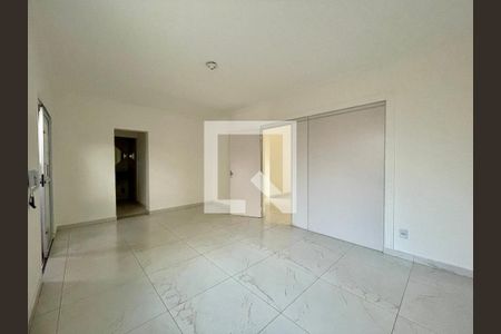 Casa à venda com 6 quartos, 428m² em Paraíso, Belo Horizonte