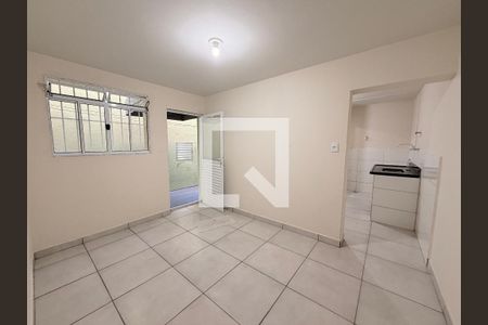 Casa para alugar com 1 quarto, 50m² em Jardim Estadio, Jundiaí