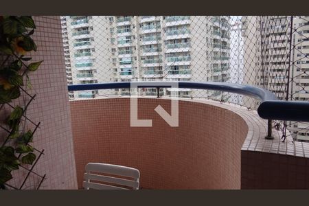 Varanda de apartamento para alugar com 2 quartos, 68m² em Barra da Tijuca, Rio de Janeiro