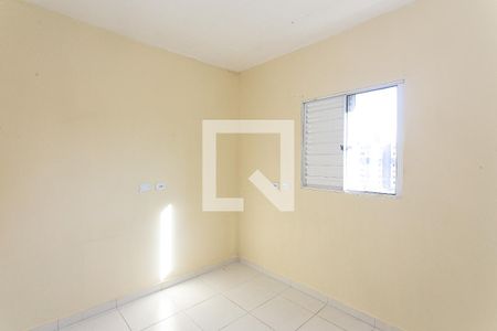 Quarto 2 de apartamento para alugar com 2 quartos, 50m² em Jardim Santa Teresinha, São Paulo