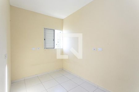 Quarto 1 de apartamento para alugar com 2 quartos, 50m² em Jardim Santa Teresinha, São Paulo