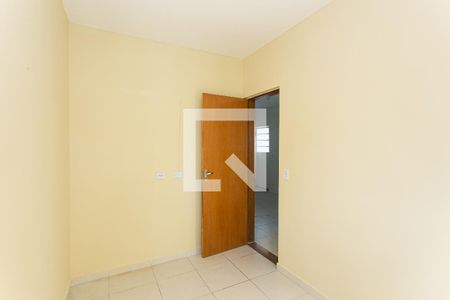 Quarto 1 de apartamento para alugar com 2 quartos, 50m² em Jardim Santa Teresinha, São Paulo