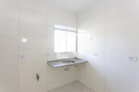 Cozinha de apartamento para alugar com 2 quartos, 50m² em Jardim Santa Teresinha, São Paulo