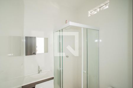 Banheiro de kitnet/studio para alugar com 1 quarto, 20m² em Planalto Paulista, São Paulo