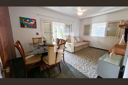 Sala de casa para alugar com 4 quartos, 479m² em Centro, Rio das Ostras