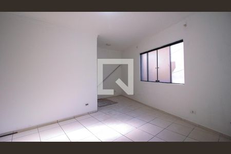 Casa para alugar com 2 quartos, 120m² em Vila Ema, São Paulo