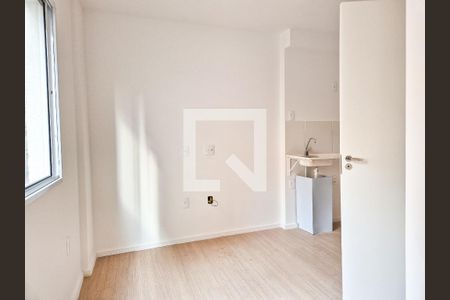 Sala/Quarto de kitnet/studio para alugar com 1 quarto, 15m² em República, São Paulo