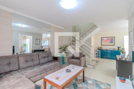 Casa de Condomínio à venda com 3 quartos, 220m² em Santa Teresinha, São Paulo