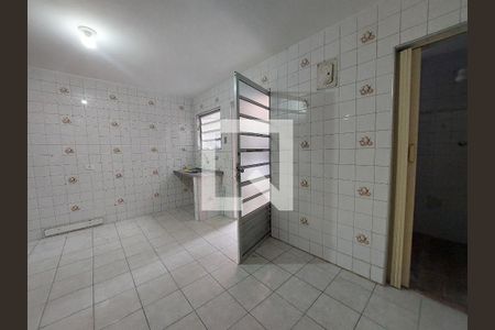 Sala/Cozinha de casa para alugar com 1 quarto, 40m² em Jardim São Luís, São Paulo