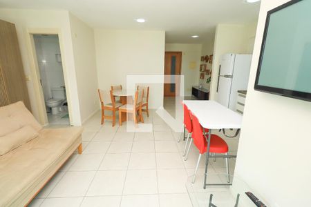 Apartamento para alugar com 1 quarto, 59m² em Caminho das Árvores, Salvador