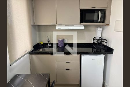 Cozinha - Armários de kitnet/studio à venda com 1 quarto, 17m² em Rebouças, Curitiba