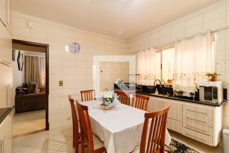 Casa para alugar com 3 quartos, 163m² em Parque Edu Chaves, São Paulo