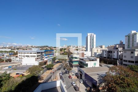 Vista da Sala de apartamento para alugar com 3 quartos, 75m² em Dona Clara, Belo Horizonte