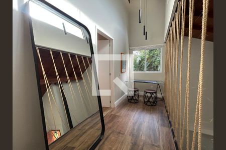 Sala 2 de casa de condomínio para alugar com 2 quartos, 100m² em Itacorubi, Florianópolis