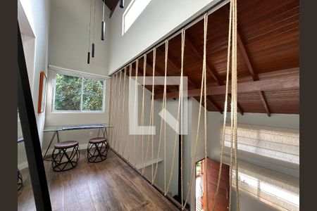 Sala 2 de casa de condomínio para alugar com 2 quartos, 100m² em Itacorubi, Florianópolis