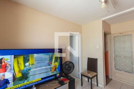 Sala de casa à venda com 2 quartos, 80m² em Venda da Cruz, São Gonçalo