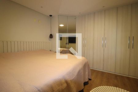 Quarto 1 suíte de casa para alugar com 3 quartos, 293m² em Jardim Santo Alberto, Santo André