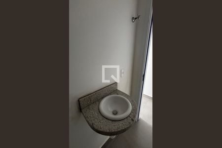 Lavabo de casa à venda com 3 quartos, 126m² em Vila Pires, Santo André