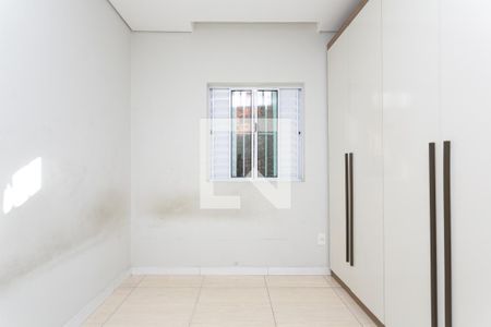 Quarto 1  de casa para alugar com 2 quartos, 53m² em São Miguel Paulista, São Paulo