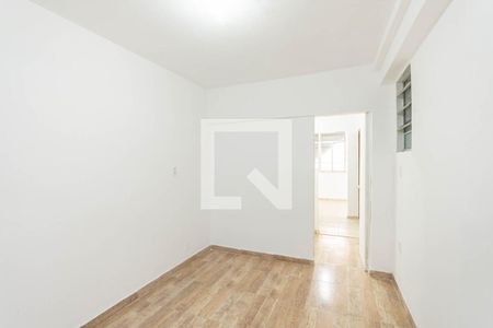 Quarto de casa para alugar com 1 quarto, 50m² em Benfica, Rio de Janeiro