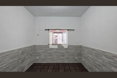 Quarto 1 de casa para alugar com 2 quartos, 90m² em São Benedito, Nova Iguaçu