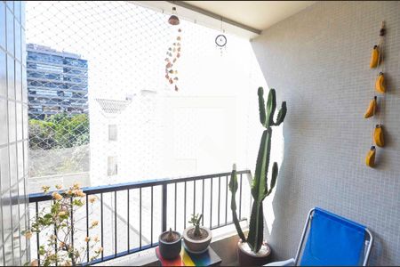 Sala de apartamento para alugar com 2 quartos, 85m² em Tijuca, Rio de Janeiro
