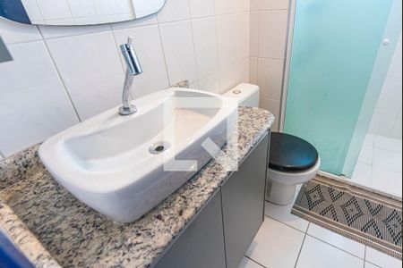 Banheiro  de apartamento para alugar com 2 quartos, 58m² em Silveira, Santo André