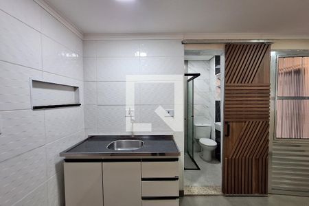 Cozinha de casa para alugar com 1 quarto, 30m² em Tamanduateí 8, Santo André