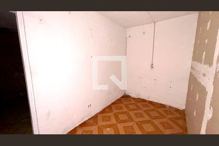 Quarto 1 de casa para alugar com 2 quartos, 50m² em Jardim Santa Emilia, Guarulhos