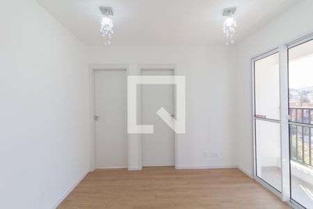 Sala/Cozinha de apartamento para alugar com 2 quartos, 38m² em Vila Campanela, São Paulo