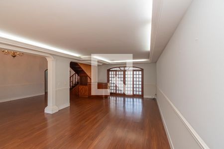 Sala de TV de casa para alugar com 3 quartos, 400m² em Parque Hongaro, Sumaré