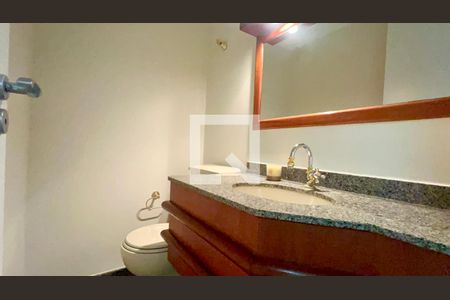 Lavabo de apartamento para alugar com 4 quartos, 210m² em Paraíso, São Paulo