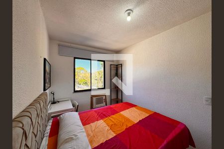 Quarto 1 de apartamento à venda com 2 quartos, 45m² em Vargem Grande, Rio de Janeiro