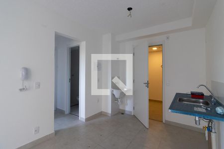 Sala e Cozinha de apartamento para alugar com 2 quartos, 35m² em Socorro, São Paulo