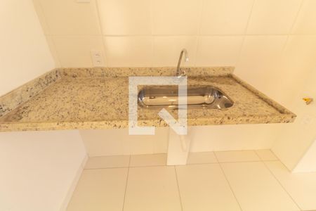 Sala/Cozinha de apartamento para alugar com 2 quartos, 42m² em Itaquera, São Paulo